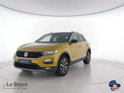 Usata VW T-Roc Style 116 CV (85 kW) 2019 Giallo kurkuma metallizzato ne SUV