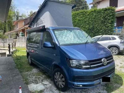Usata VW California Beach 150 CV (110 kW) 2016 Blu/azzurro Furgone