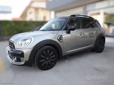 Usata Mini Cooper SD Countryman Business 190 CV (139 kW) 2020 Grigio SUV