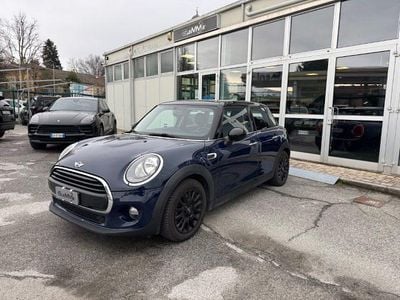 Usata Mini Cooper D Business 116 CV (85 kW) 2018 Blu Utilitaria