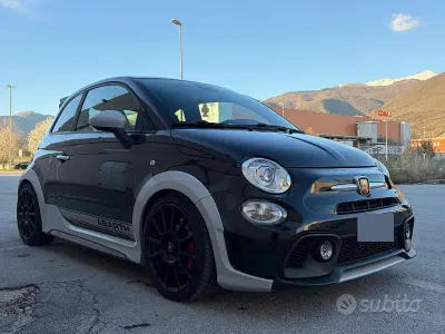 Usata Abarth 695 179 CV (131 kW) 2021 Utilitaria