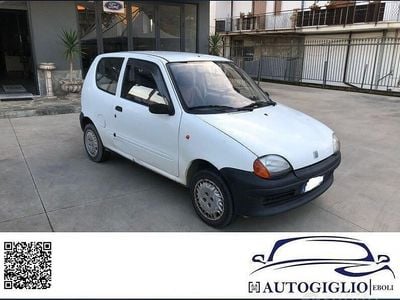 Usata Fiat Seicento 39 CV (28 kW) 1999 Bianco Utilitaria