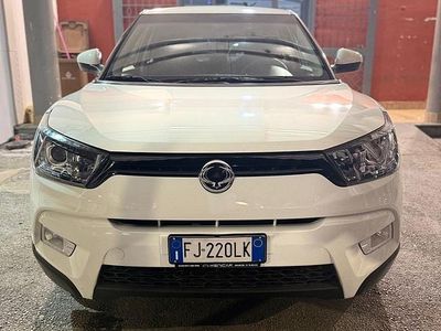 Usata Ssangyong (KGM) Tivoli 115 CV (84 kW) 2017 Bianco SUV
