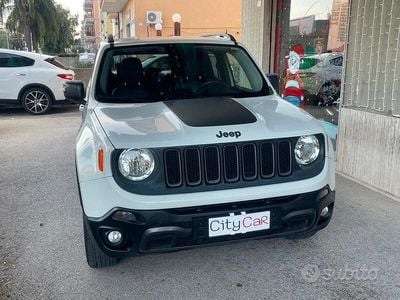 Usata Jeep Renegade 140 CV (102 kW) 2018 Bianco SUV