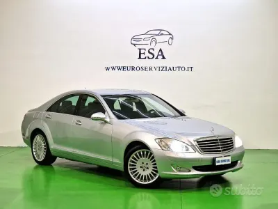 Usata Mercedes S320 Avantgarde 235 CV (172 kW) 2007 Argento Berlina