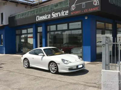Brugt Porsche 911 Carrera 320 HK (235 kW) 2002 Hvid Coupe