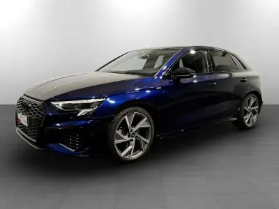 Usata Audi A3 Ambiente 150 CV (110 kW) 2023 Blu navarra metallizzato Berlina