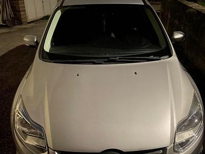 Usata Ford Focus 95 CV (69 kW) 2012 Grigio Berlina