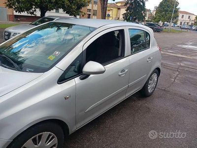 Usata Opel Corsa 60 CV (44 kW) 2007 Grigio Utilitaria