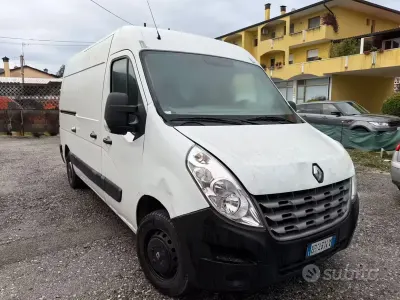 Usata Renault Master 125 CV (91 kW) 2012 Bianco Monovolume