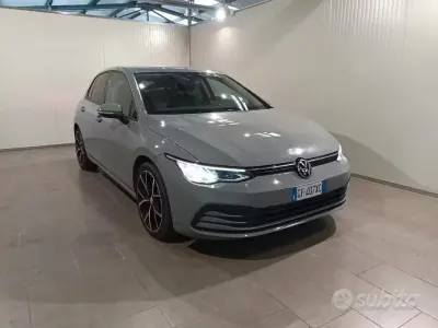Käytetty VW Golf VII 150 HP (110 kW) 2020 Sedan