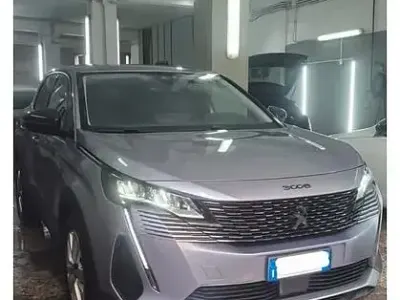 Usata Peugeot 3008 2020 Grigio SUV