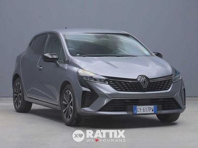 Używany Renault Clio V Techno 91 KM (66 kW) 2025 Szary Hatchback