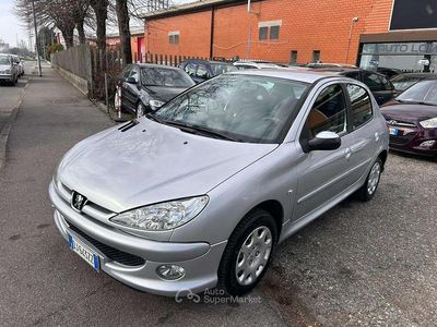 Usata Peugeot 206 75 CV (55 kW) 2007 Grigio Berlina