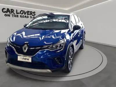Usata Renault Captur Intens 101 CV (74 kW) 2023 Ynm be style bruges (blu iron SUV