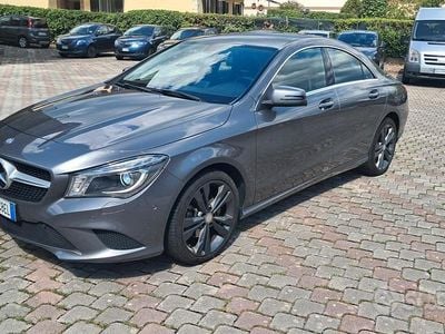 Mercedes CLA200