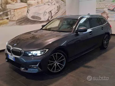 Usata BMW 320 Luxury Line 190 CV (139 kW) 2020 Grigio Station wagon