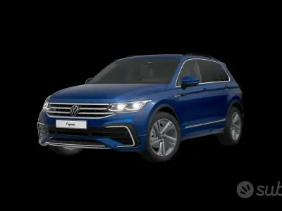 Usata VW Tiguan R-line 150 CV (110 kW) 2023 Blu/azzurro SUV
