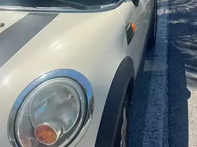Usata Mini Cooper 109 CV (80 kW) 2007 Bianco Utilitaria