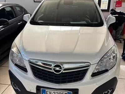 Usata Opel Mokka 140 CV (102 kW) 2014 Bianco SUV