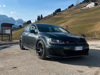 Usata VW Golf VII GTI 2015 Grigio Berlina