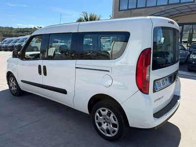 Usata Fiat Doblò Lounge 105 CV (77 kW) 2019 Bianco Monovolume