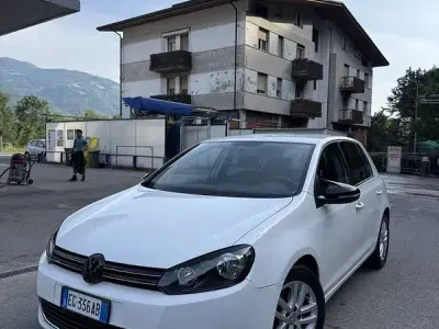 Usata VW Golf VI Highline 122 CV (89 kW) 2010 Bianco Utilitaria