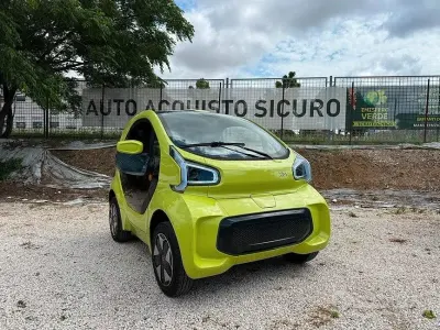 Usata XEV Yoyo 7 kW (10 CV) 2022 Giallo Utilitaria