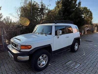 Usata Toyota FJ Cruiser 264 CV (194 kW) 2010 Bianco SUV