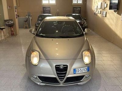 Usata Alfa Romeo MiTo Distinctive 105 CV (77 kW) 2010 Oro Utilitaria