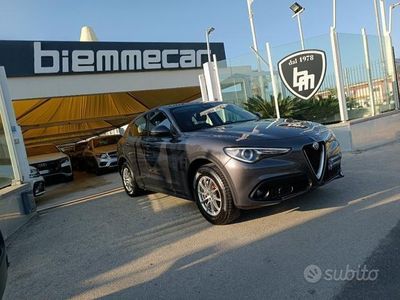 Usata Alfa Romeo Stelvio Business 190 CV (139 kW) 2019 Gray SUV