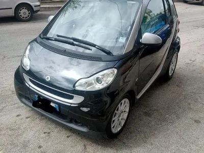 Usado Smart ForTwo Cabrio Pulse 45 CV (33 kW) 2008 Negro Descapotable