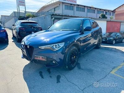 Usata Alfa Romeo Stelvio Business 160 CV (117 kW) 2020 Blu metallizzato SUV