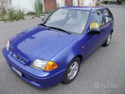 Usado Subaru Justy 115 CV (84 kW) 1997 Azul Utilitario