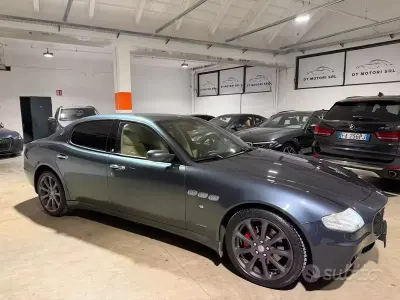 Usata Maserati Quattroporte 400 CV (294 kW) 2004 Grigio Berlina