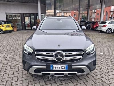 Usata Mercedes GLC200 163 CV (119 kW) 2020 Grigio SUV