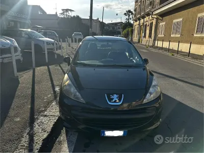 Usata Peugeot 207 70 CV (51 kW) 2008 Nero Berlina