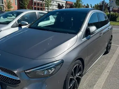 Usata Mercedes B200 2019 Grigio Utilitaria