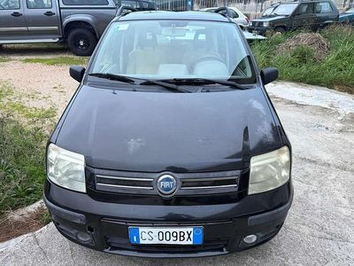 Nero Usata 2004 Fiat Panda Dynamic Utilitaria | 2800 € (Cara)
