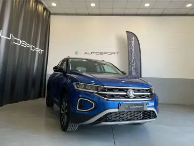 Nuova VW T-Roc Style 150 CV (110 kW) 2025 Blu/azzurro SUV