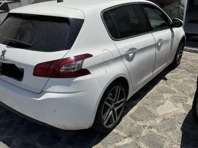 Usata Peugeot 308 Allure 116 CV (85 kW) 2014 Bianco Berlina