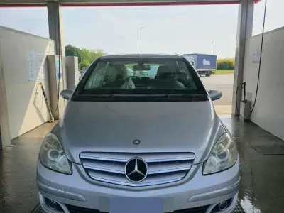 Usata Mercedes B180 109 CV (80 kW) 2009 Grigio Monovolume