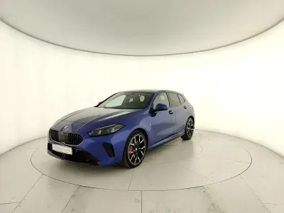 Usata BMW 118 M Sport 150 CV (110 kW) 2025 Black sapphire metallizzato Utilitaria