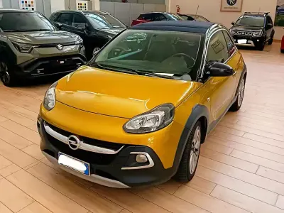 Usata Opel Adam Rocks