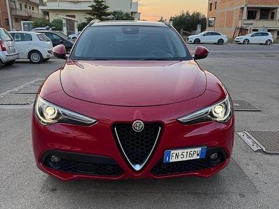 Usata Alfa Romeo Stelvio 210 CV (154 kW) 2018 Rosso SUV