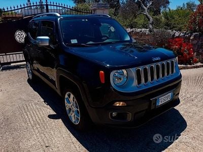 Usata Jeep Renegade Limited 140 CV (102 kW) 2017 Blu SUV