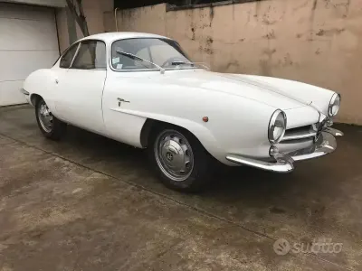 Second-hand Alfa Romeo Giulietta 1970 Alb Coupe