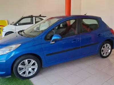 Usata Peugeot 207 90 CV (66 kW) 2006 Blu/azzurro Berlina