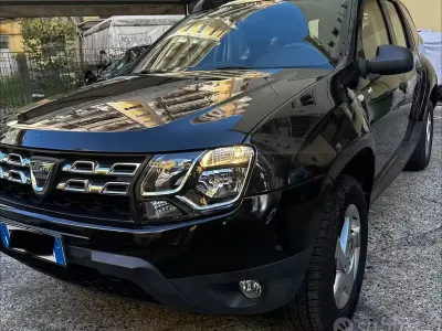 Usado Dacia Duster Ambiance 90 CV (66 kW) 2016 Negro SUV