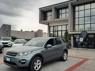 Usata Land Rover Discovery Sport SE 150 CV (110 kW) 2016 Grigio SUV